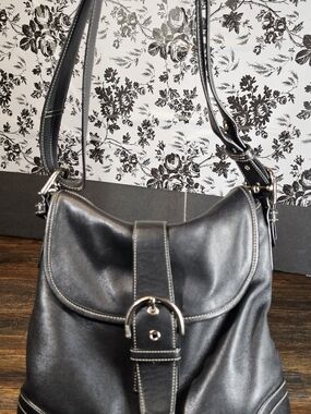 Coach Soho Black Monogram Shoulder Bag Buckle/Magnetic, Detachable Strap